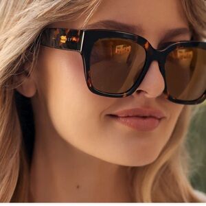 DIFF Bella II Sunglasses in Tortoise